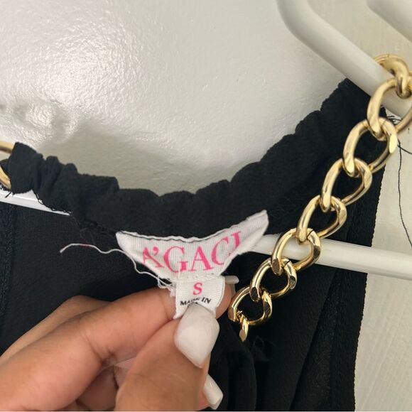 Agaci | black short sleeve cut out blouse with gold chain | small - Picture 2 of 4